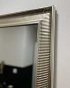 Miroir de 51 cm sur 141 cm